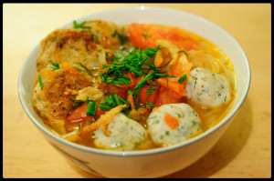 Canh chả mực thì là
